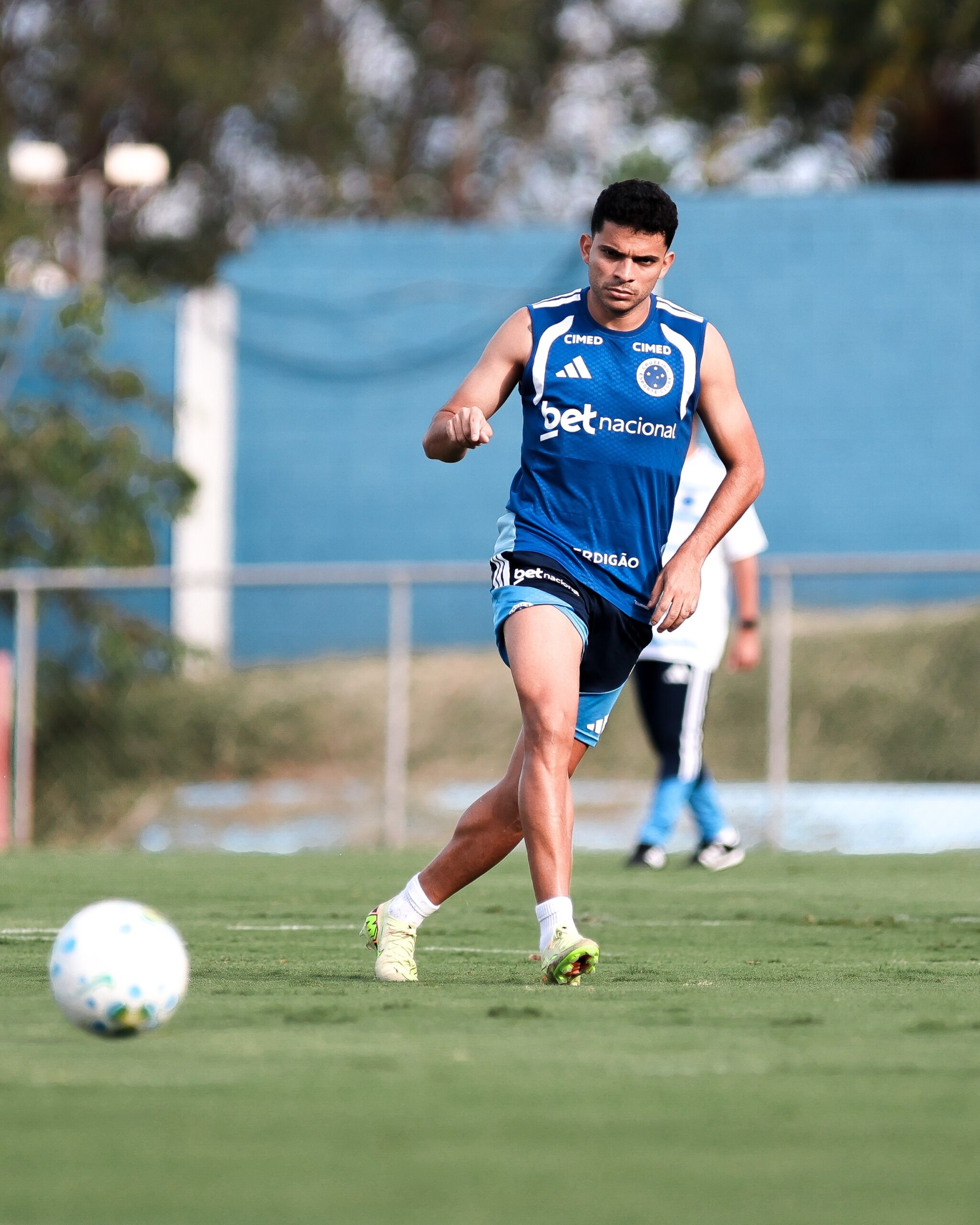 Escalação: Cruzeiro terá retornos de titulares, mas perde atacante para duelo com o Palmeiras