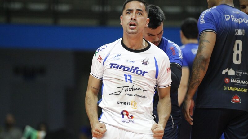 Líbero Taichi renova para a sexta temporada com o Suzano Vôlei