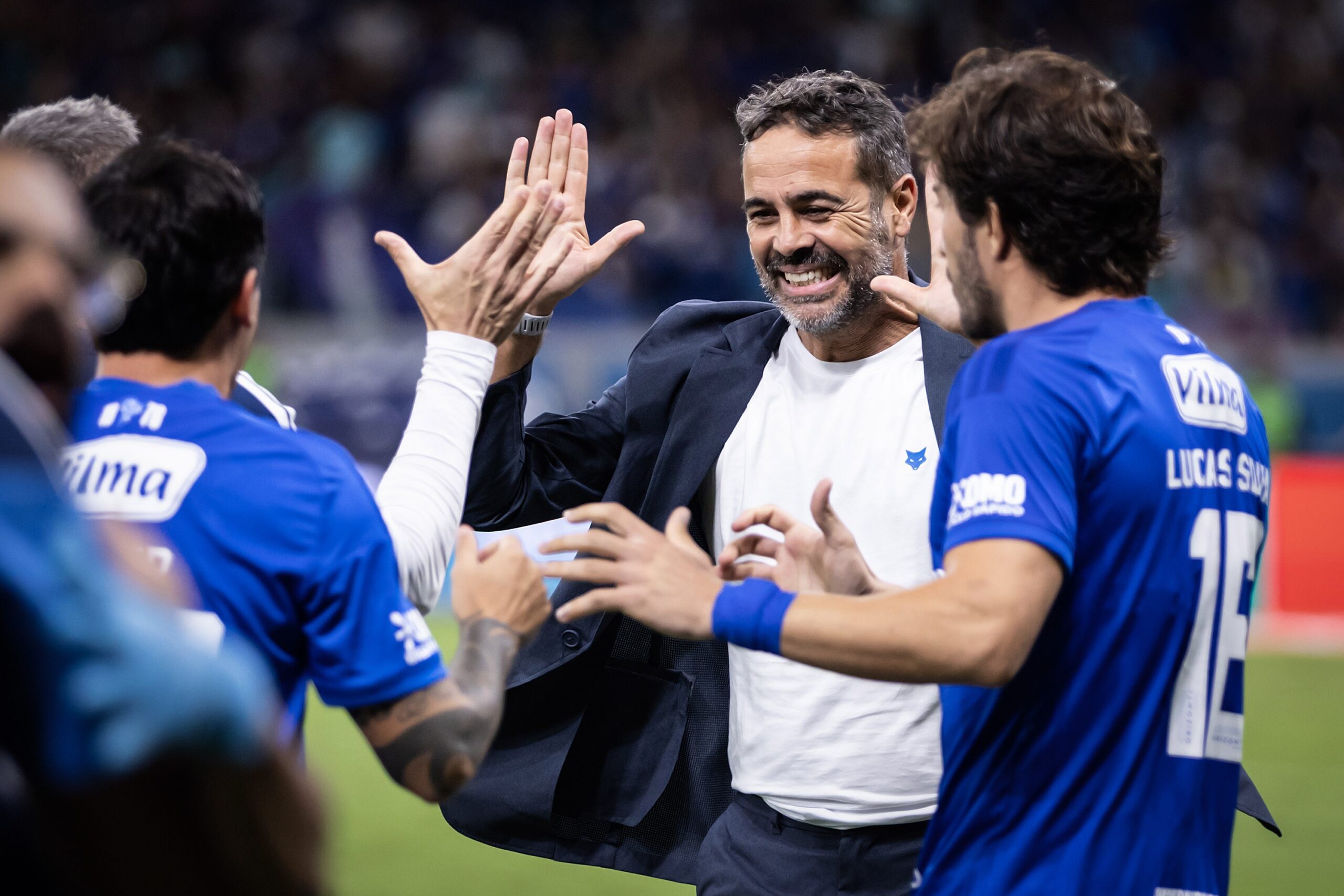Top-3 do Brasileiro com Artur Jorge, Cruzeiro busca arrancada até a Copa para ajustar foco na tabela