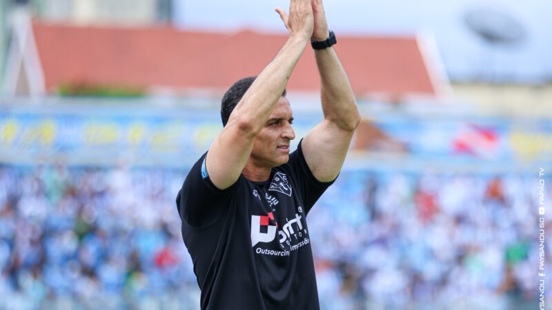 “Fizemos por merecer”, afirma Junior Rocha após vitória de virada do Paysandu sobre o Botafogo-PB