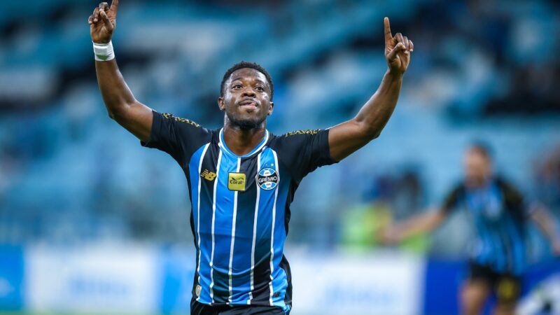 Como Amuzu se tornou peça fundamental no Grêmio e sonha com Copa do Mundo