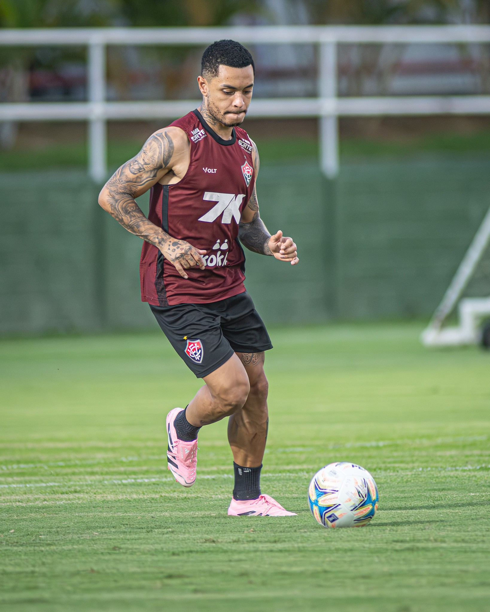 Escalação do Vitória contra o Flamengo: veja time provável, dúvidas e desfalques após treino