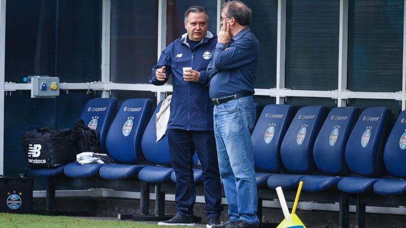 Vice cita “muita expectativa” do Grêmio com pausa para a Copa do Mundo e garante cobrança interna