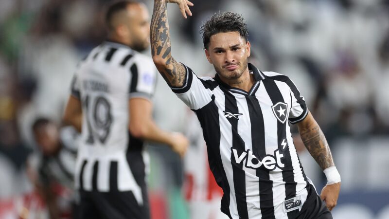 Escalação do Botafogo: time terá mudanças na defesa e no ataque contra o Atlético-MG