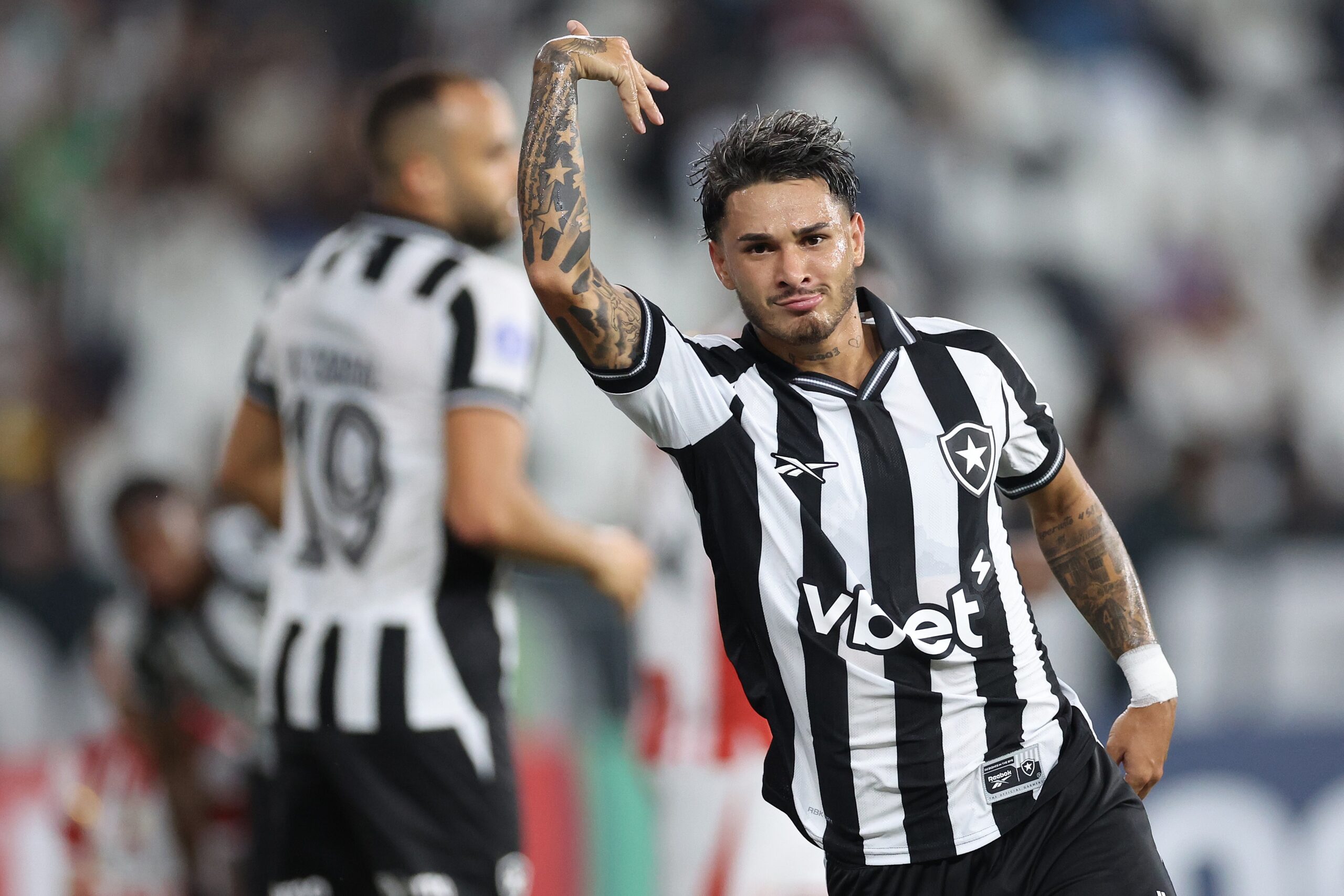 Escalação do Botafogo: time terá mudanças na defesa e no ataque contra o Atlético-MG