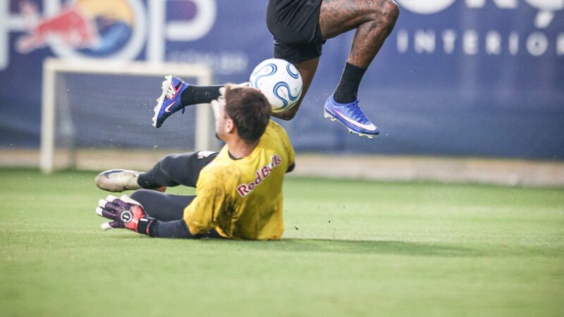 Bragantino faz treino tático e encerra preparação para enfrentar o Mirassol