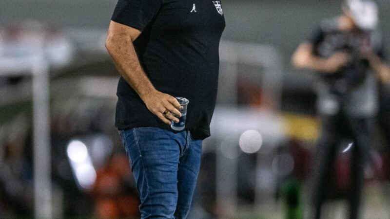 Barroca vê equilíbrio no duelo CRB x Fortaleza e lamenta eliminação: “Frustração”
