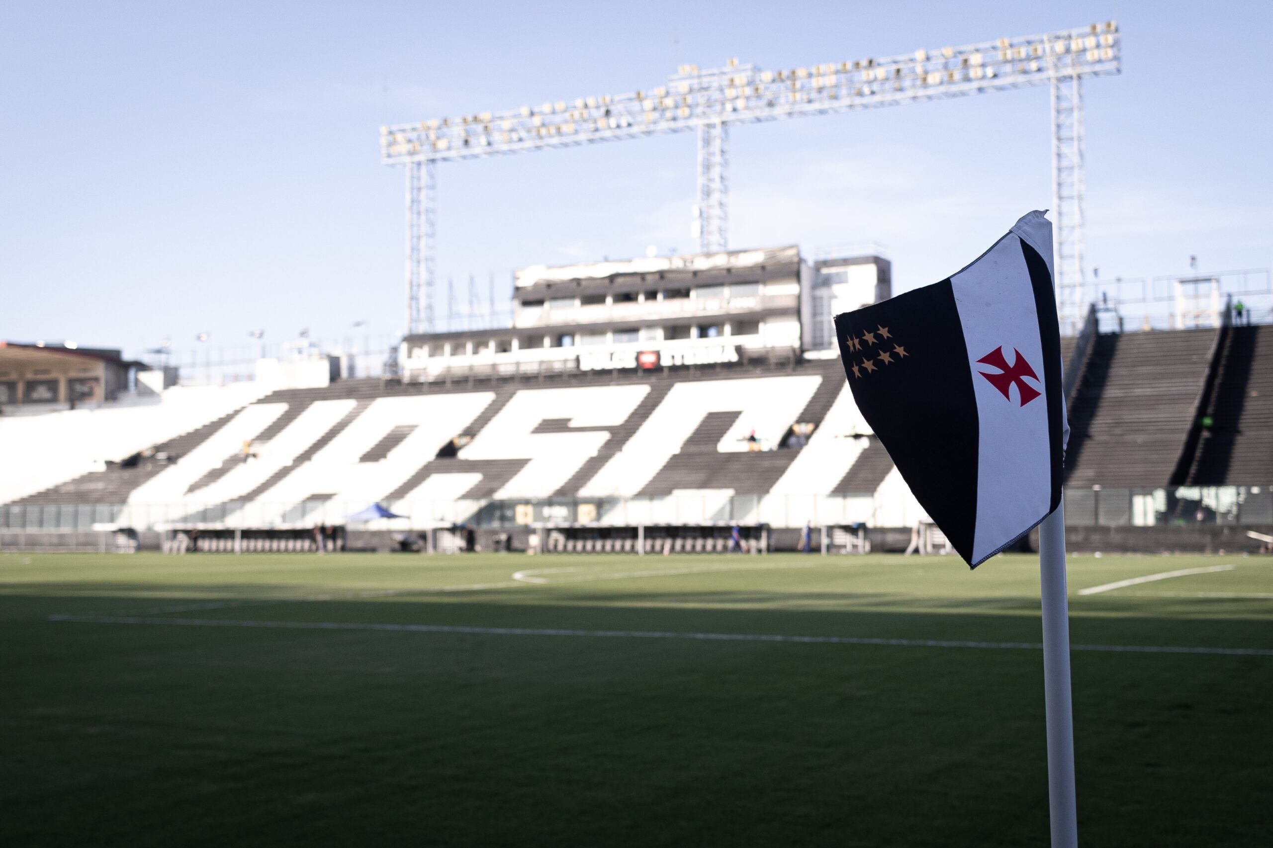 Vasco x Athletico-PR: onde assistir ao vivo, horário e escalações