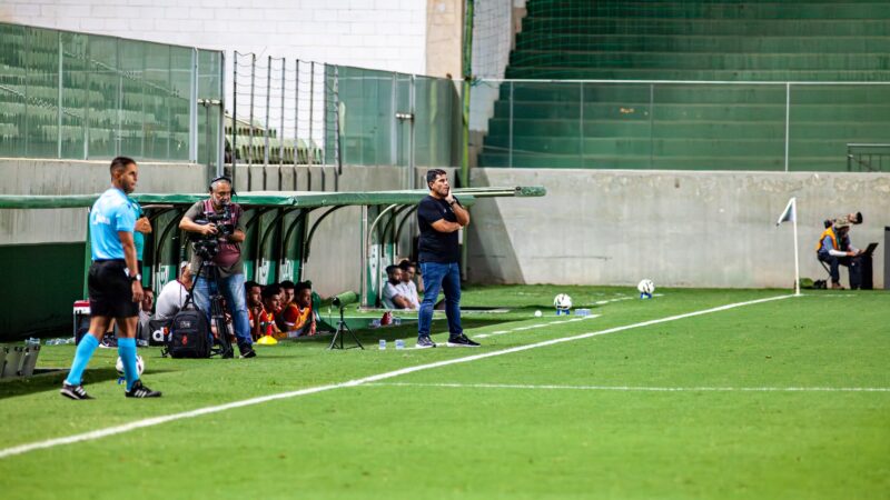 Jogadores apoiam, e Barroca comemora vitória do CRB em semana decisiva: “Postura boa”