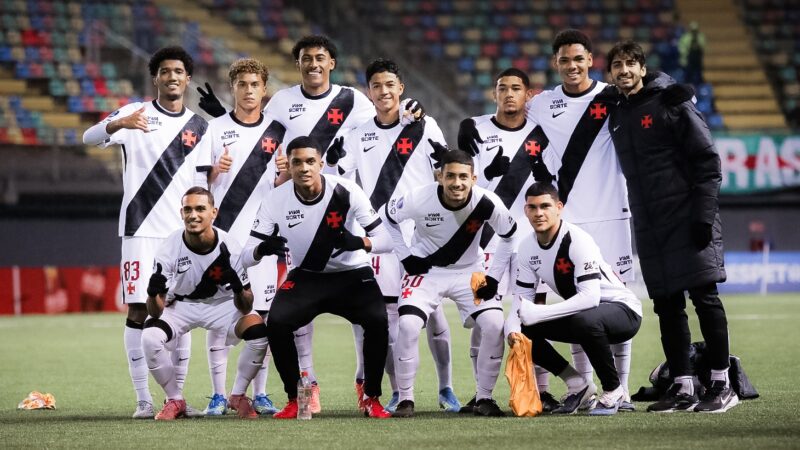 Em alta, jovens do sub-20 disputam dois jogos em 24 horas e ganham destaque em rodízio no Vasco