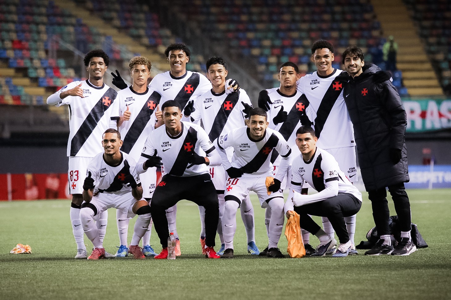 Vasco desbanca Palmeiras no Brasileiro sub-20, e treinador garante: “Geração promissora e muito talento”