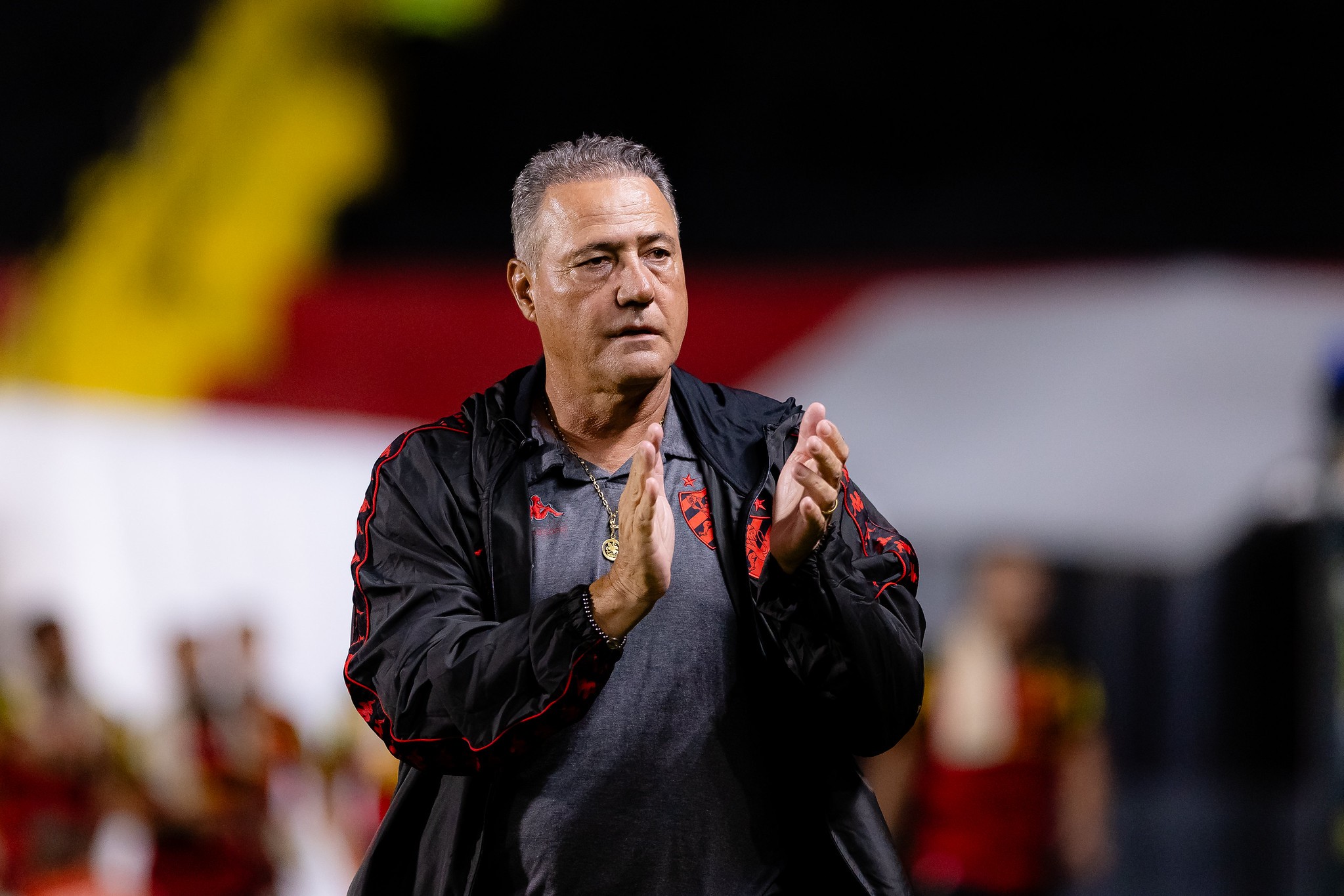 Quem é o técnico do Sport que deixou o ostracismo e agora tem 2º melhor aproveitamento do Brasil