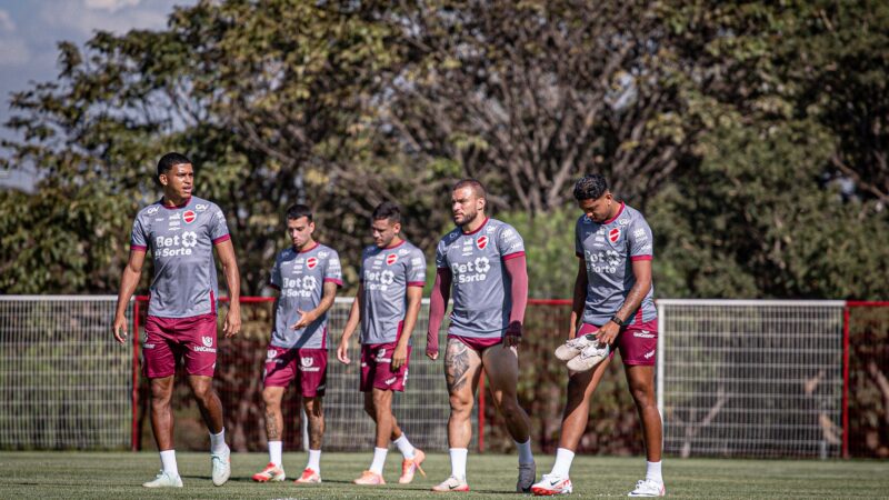 Vila Nova deve usar elenco principal contra o Anápolis na semifinal da Copa Centro-Oeste