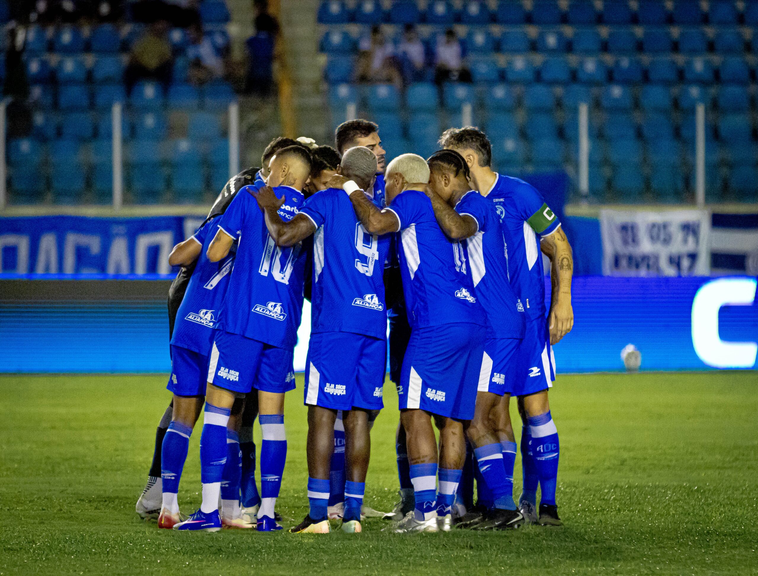 Sem vencer há cinco jogos, Confiança vive pior sequência em 2026