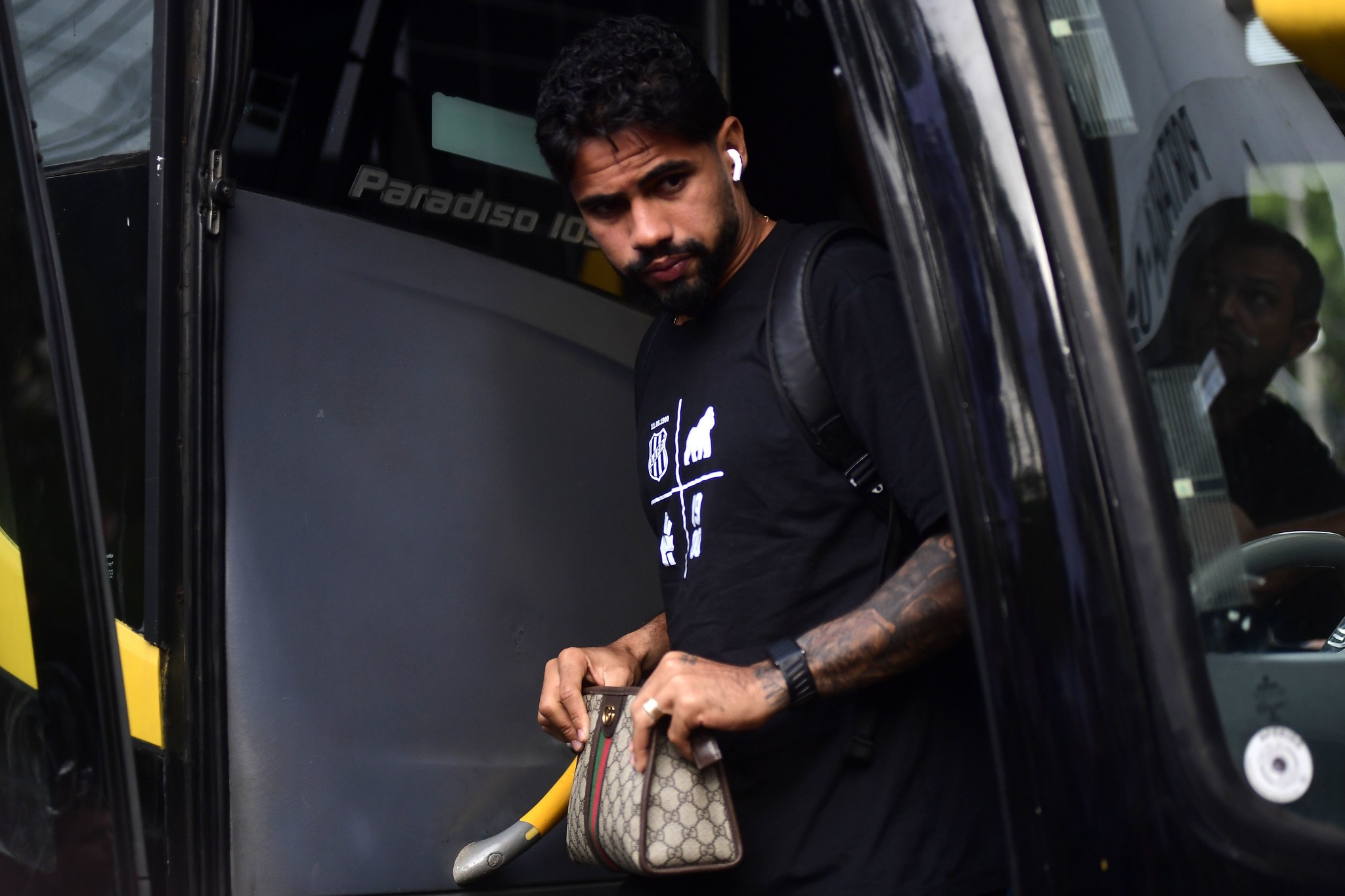Com Guarani de olho, Bryan Borges e Ponte Preta discutem rescisão de contrato