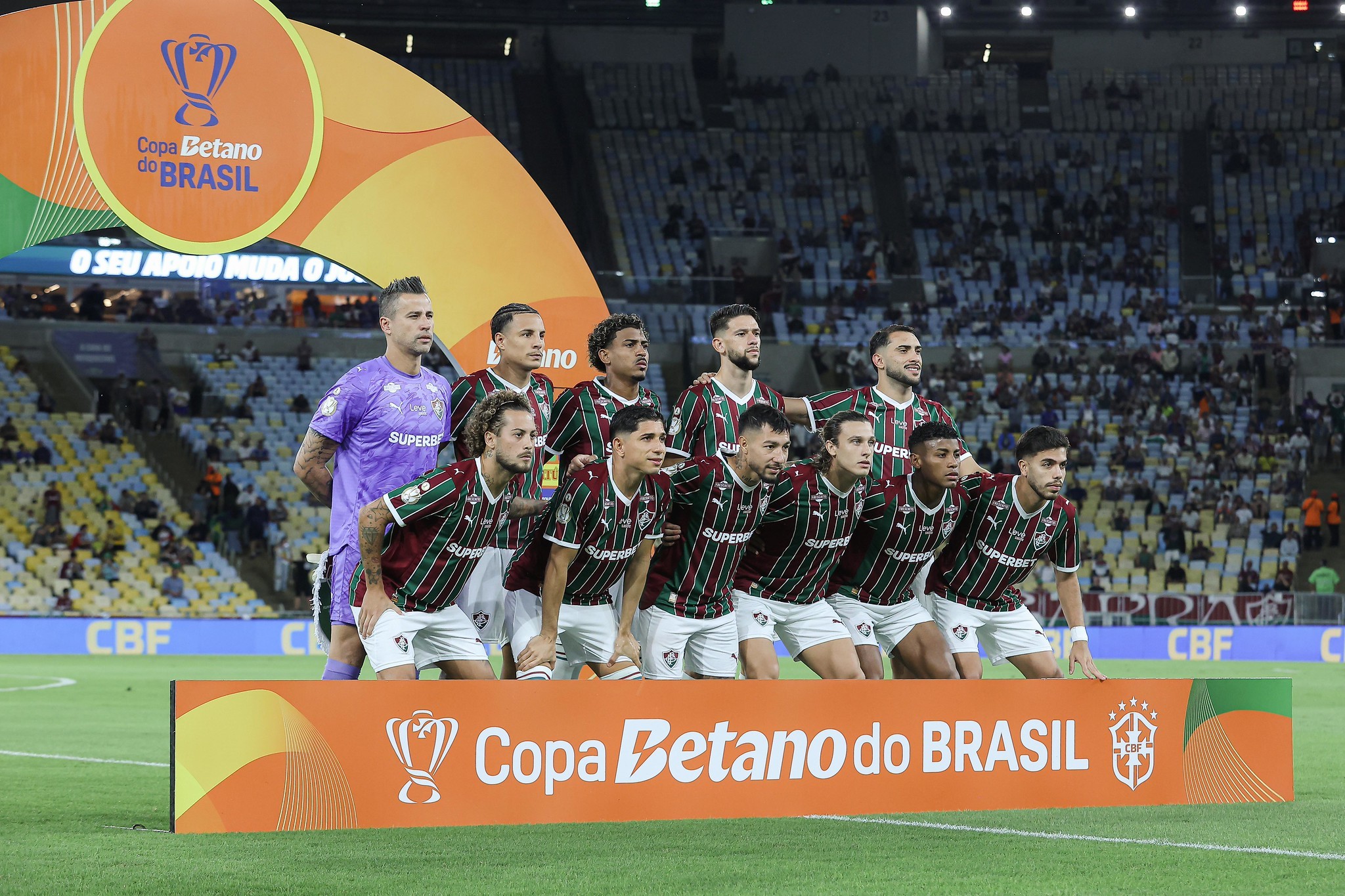 Zubeldía enfrenta dificuldade para repetir time, e Fluminense já teve 24 escalações em 2026