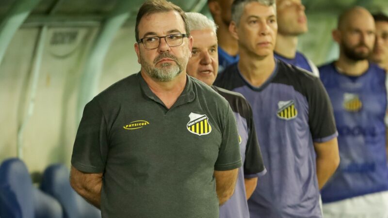 Enderson vê jogo equilibrado com o Cuiabá e valoriza empate do Novorizontino