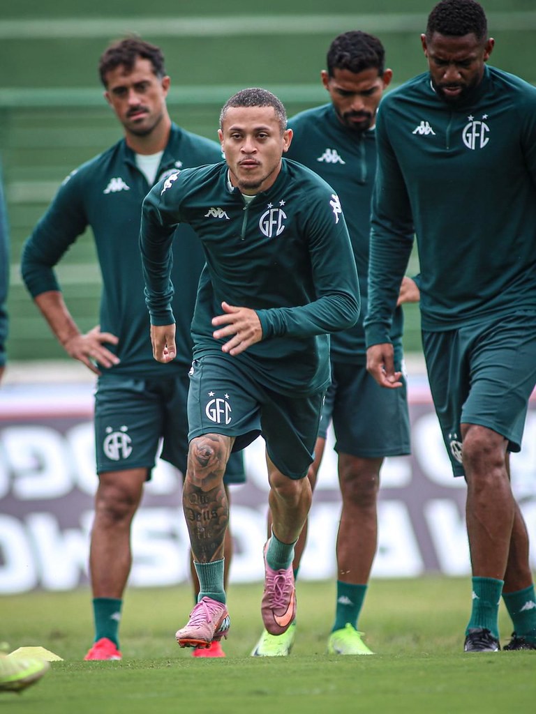 João Paulo retorna de suspensão e projeta reação do Guarani após “jogo atípico” contra o Ituano