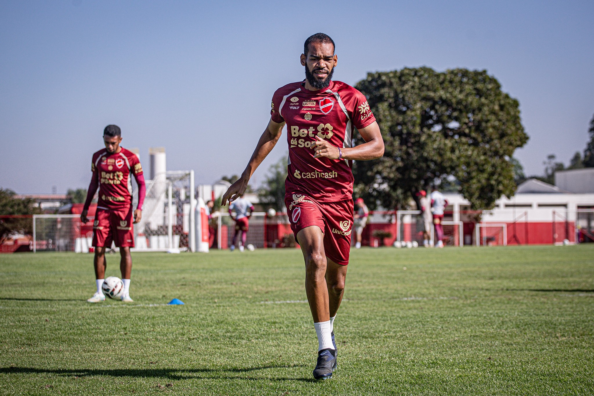 Anderson Jesus curte momento como titular no Vila Nova e projeta sequência