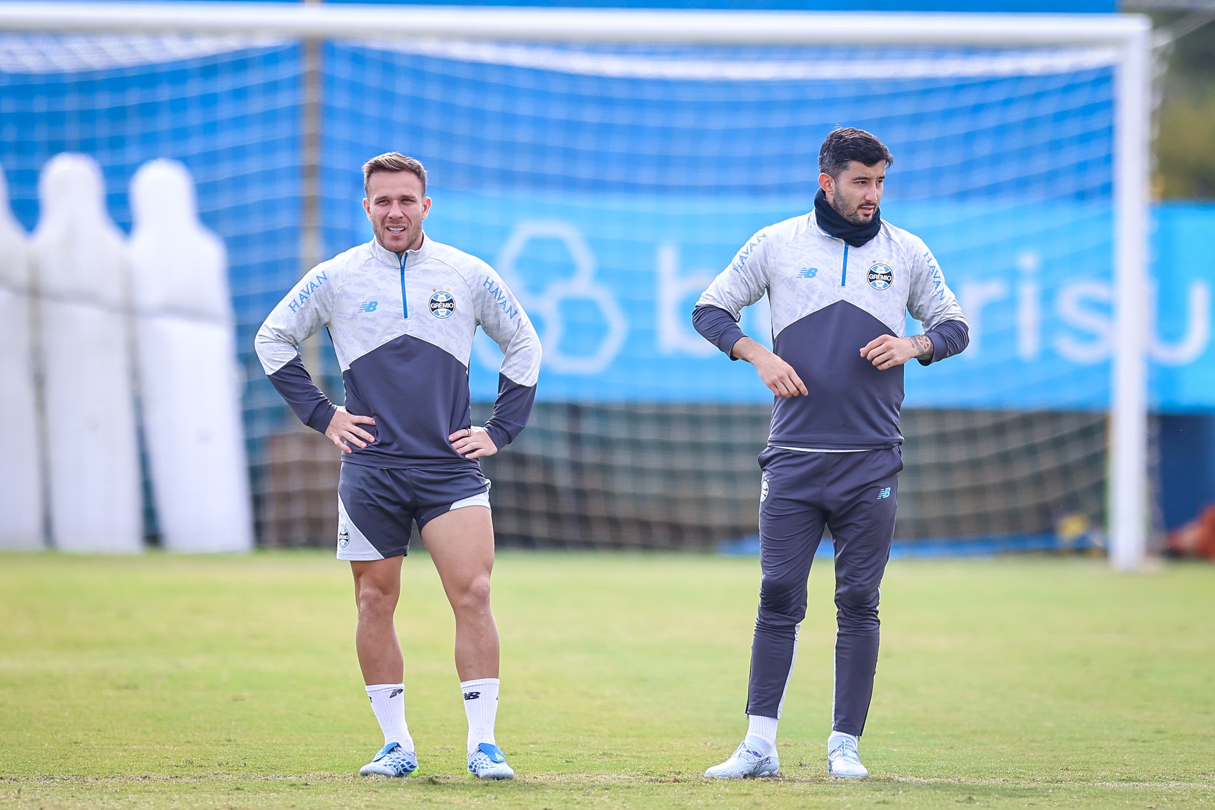 Escalação do Grêmio: Arthur volta contra o Santos, mas Luís Castro deve ter dois desfalques