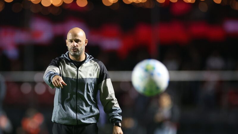 Franclim destaca tempos diferentes do Botafogo e diz sobre erros: “Não conseguimos ser nós”