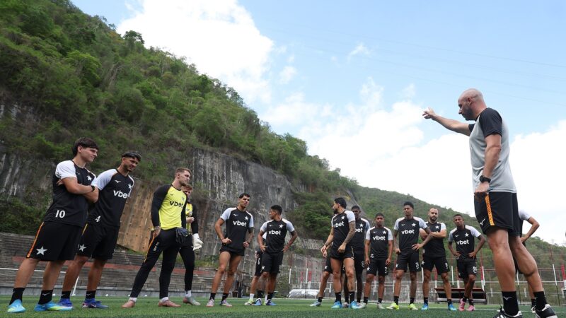 Escalação do Botafogo: Franclim deve ter retorno de titulares contra o Bahia; Correa é desfalque
