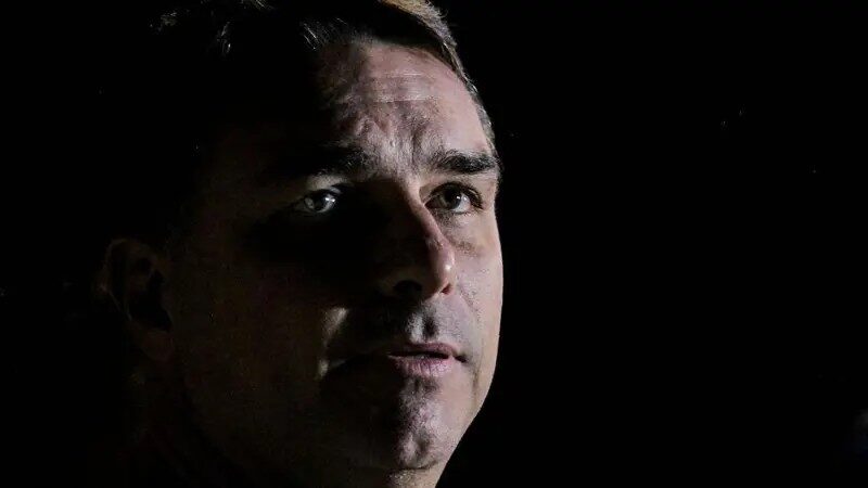 ‘Tiro pode sair pela culatra’: potencial impacto de classificação de PCC e CV como terroristas sobre políticos e Faria Lima pode prejudicar Flávio, diz professor
