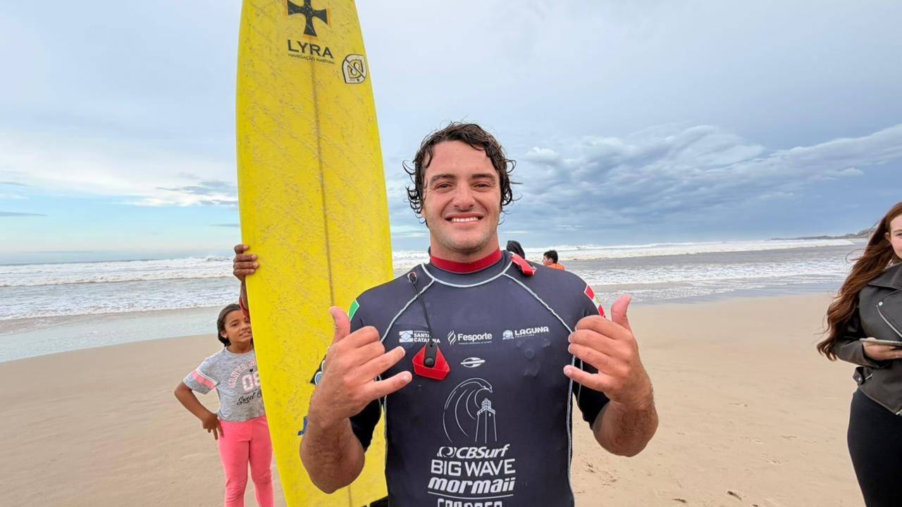 Pedro Calado desbanca Lucas Chumbo e é campeão do CBSurf Big Wave