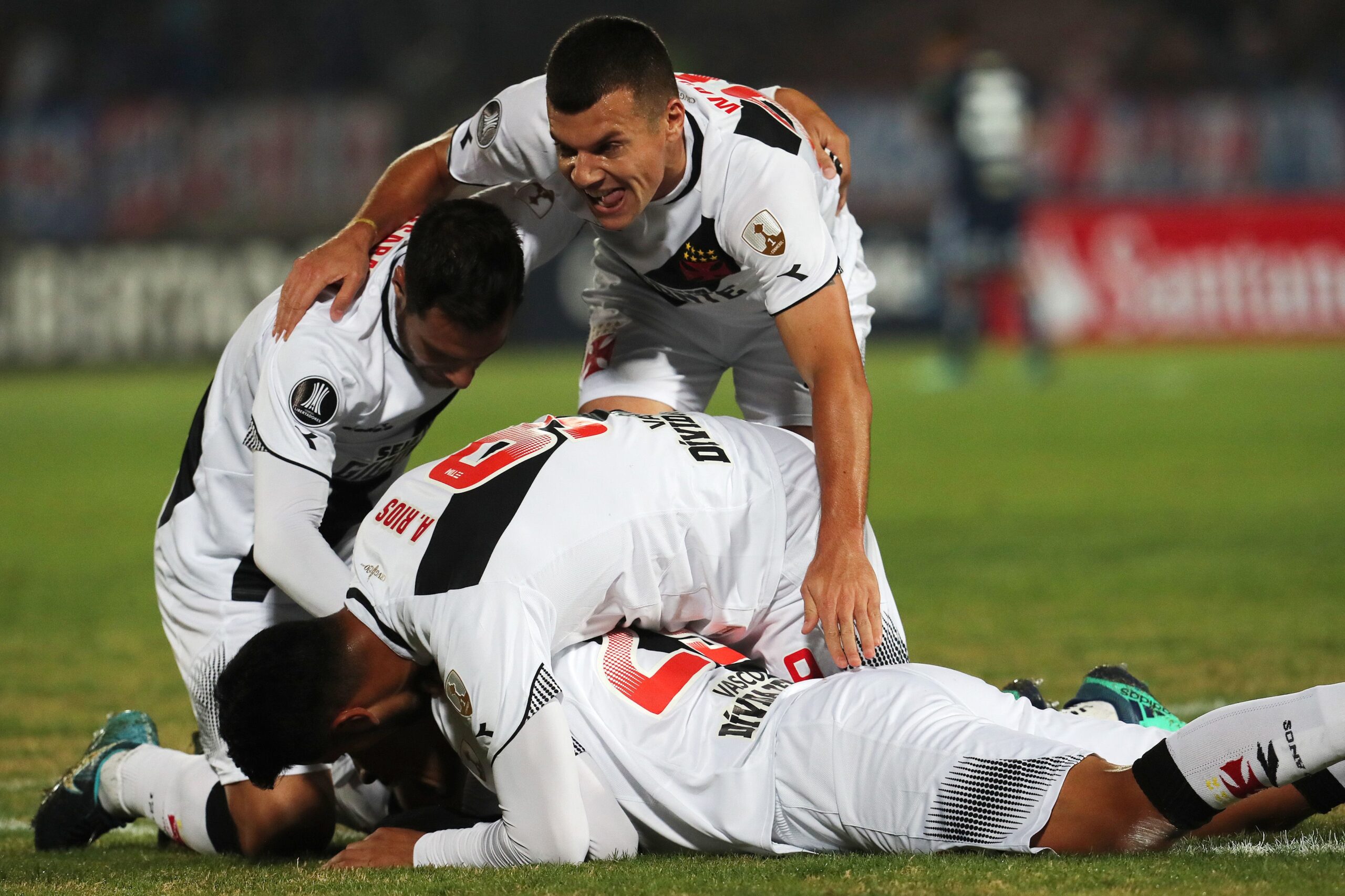 Expresso da Vitória e o topo da América: como o Chile carrega capítulos de orgulho à história do Vasco