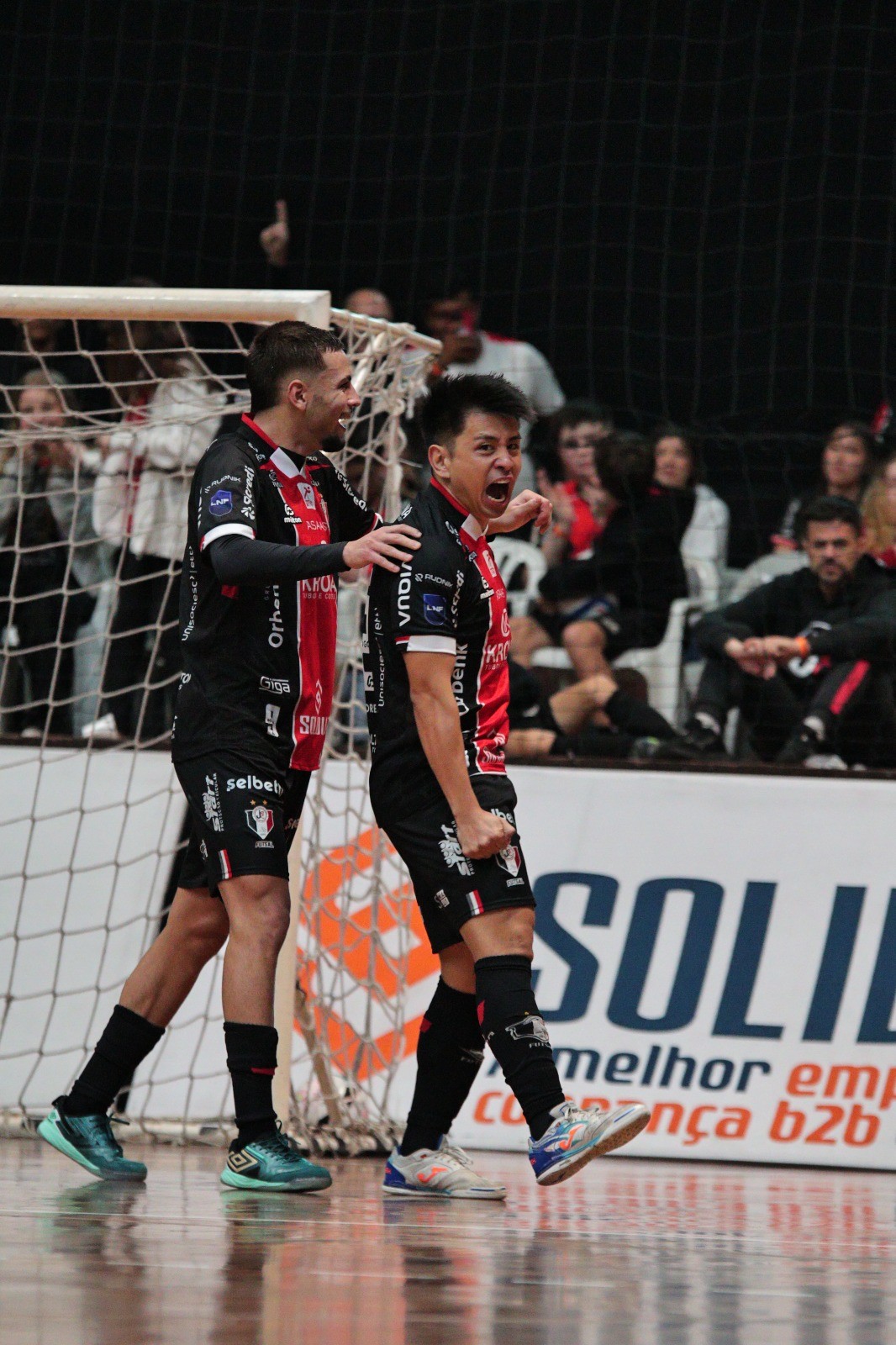 JEC vence o Carlos Barbosa em clássico pela Liga Nacional de Futsal