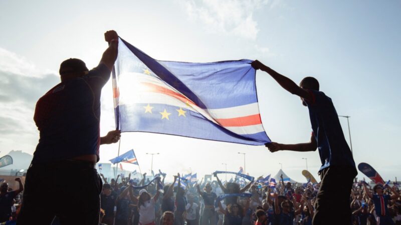 Vice de Cabo Verde visita CBF e pede apoio dos brasileiros na Copa do Mundo: “Queremos crescer no futebol”