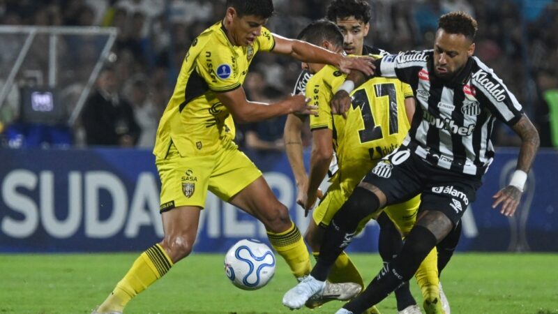 Atuações do Santos: Neymar faz gol,  mas time sofre empate no fim contra o Recoleta; dê suas notas