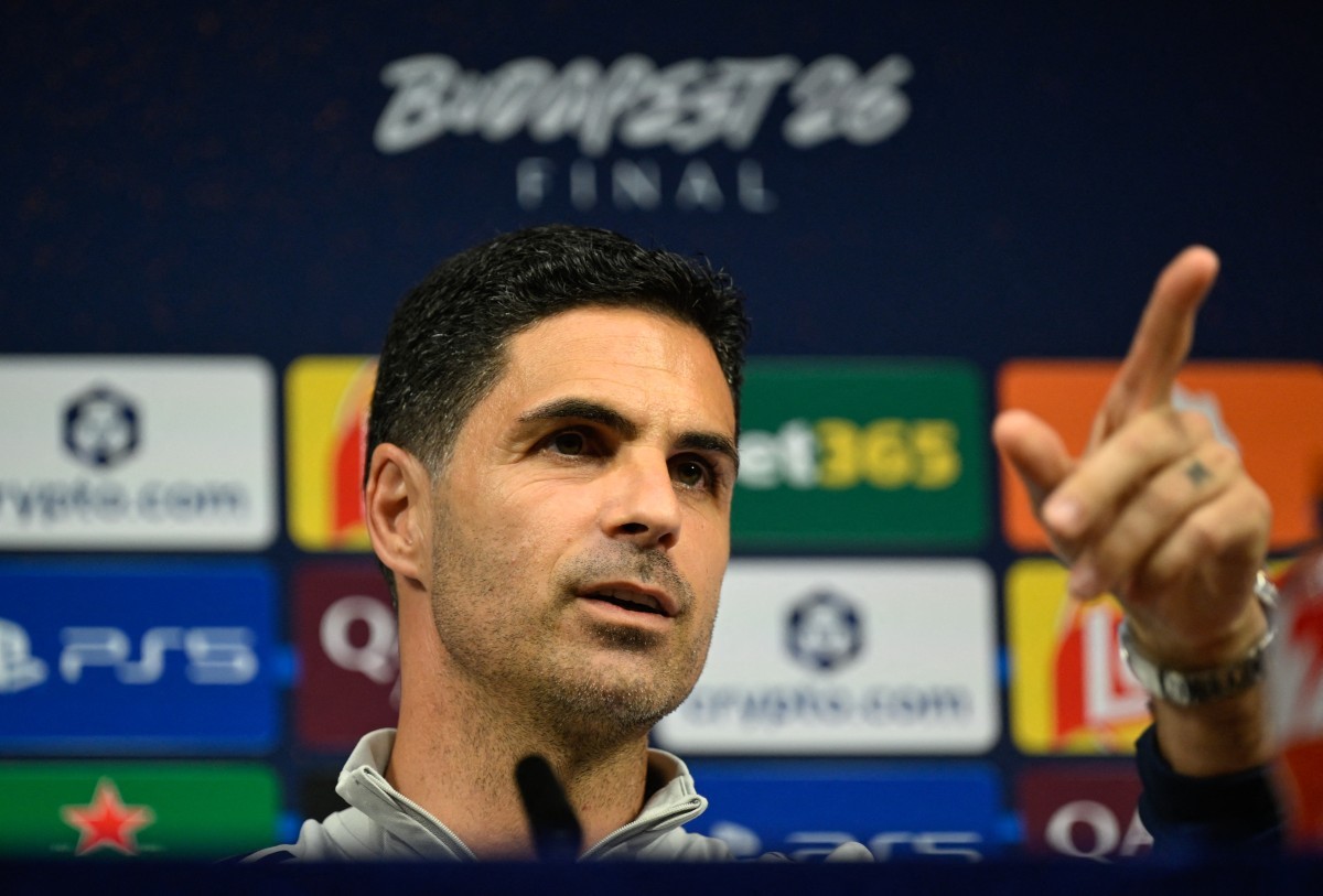 Técnico do Arsenal vê ambição na final da Champions ainda maior depois do título da Premier League