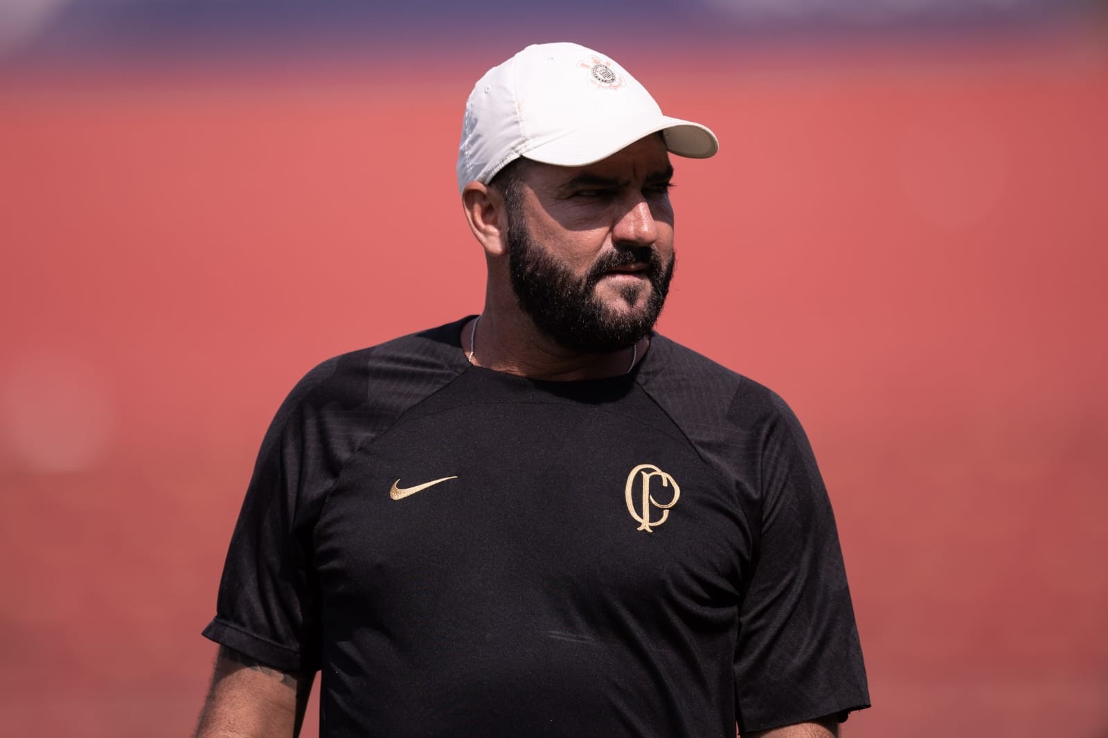 Ponte acelera procura por técnico e coloca Danilo, ex-Corinthians, entre os cotados para o cargo