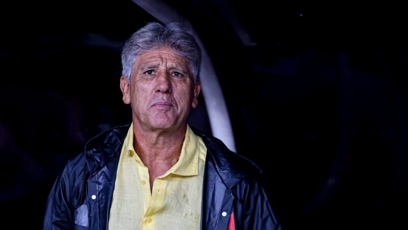 “Robin Hood”: analogia de Renato aponta desequilíbrio do Vasco no Brasileirão
