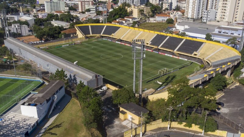 São Bernardo x Ponte Preta: onde assistir ao vivo, horário e escalações