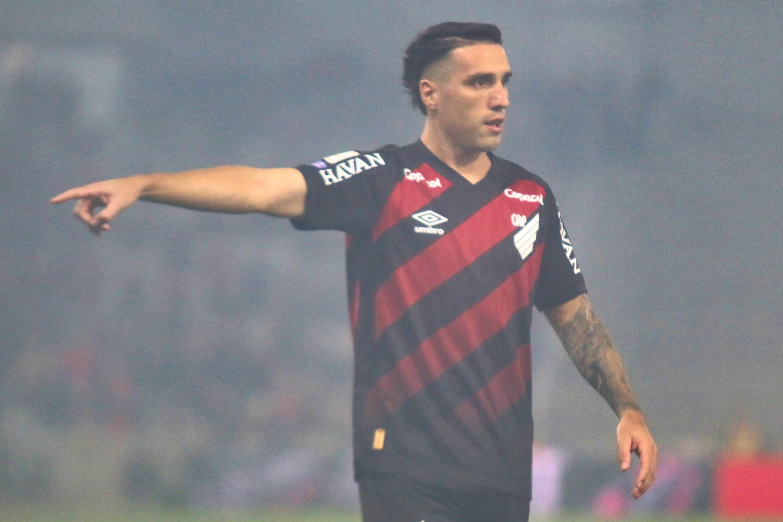 Benavídez eleva tom no Athletico antes de decisão pela Copa do Brasil: “Custe o que custar”