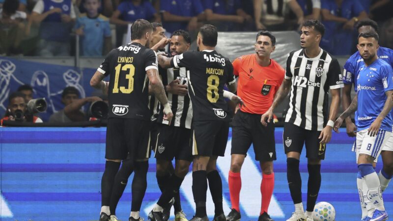 Cruzeiro x Atlético-MG: Arroyo, Kaiki e Lyanco são denunciados e correm risco de longa punição