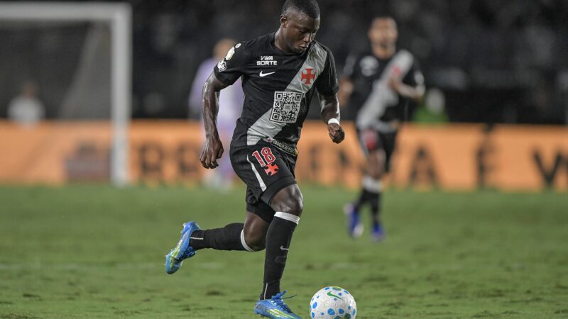 Marino Hinestroza reencontra time que o colocou no holofote em chance de ouro no Vasco