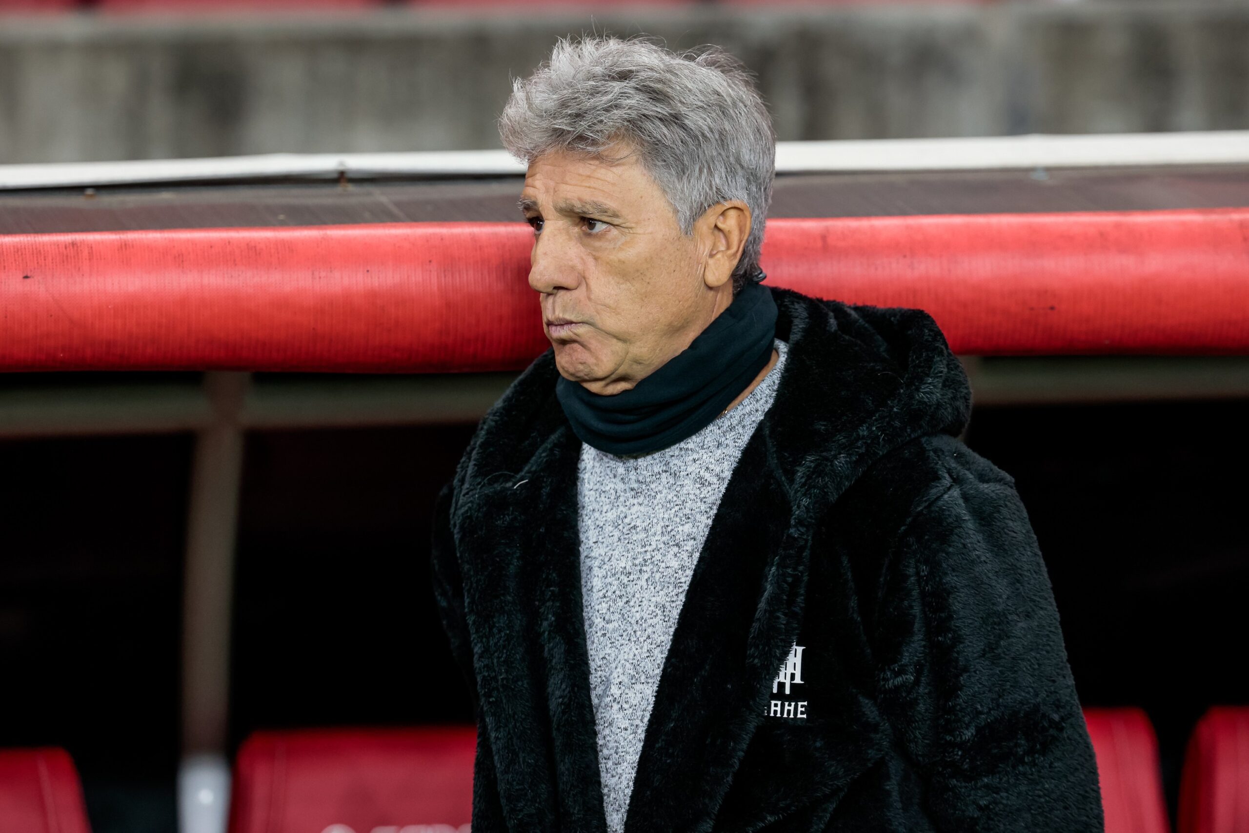Vasco tem três jogos em São Januário para garantir paz durante pausa para Copa