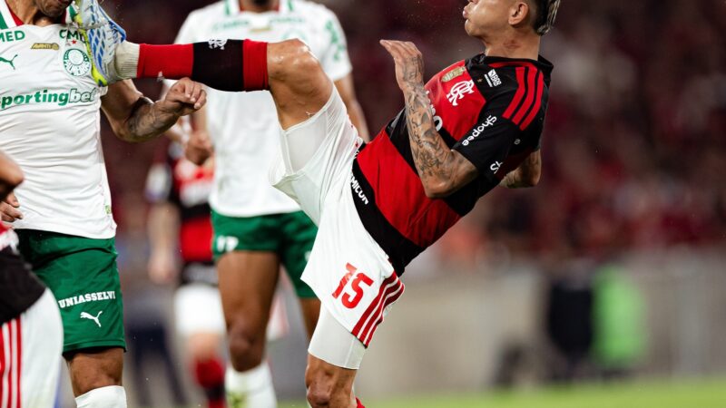 Análise: expulsão põe tudo a perder, e Flamengo volta à “estaca zero” pela liderança