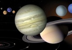 Fomos enganados? Planetas não giram exatamente em torno do Sol; entenda