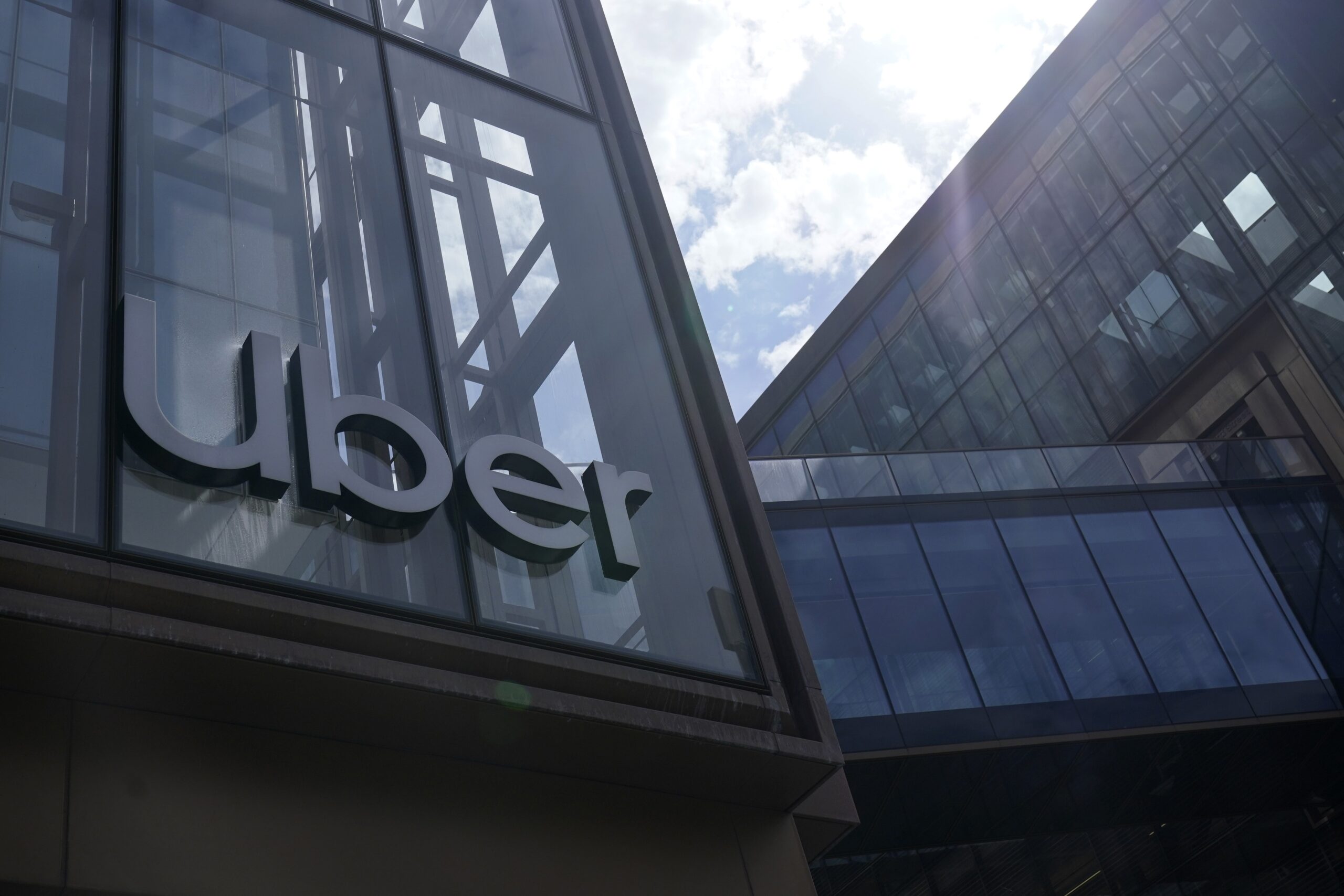 Uber amplia participação na Delivery Hero e se torna maior acionista da empresa