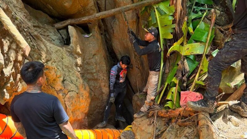 Sete pessoas estão presas em caverna no Laos há cinco dias após enchente
