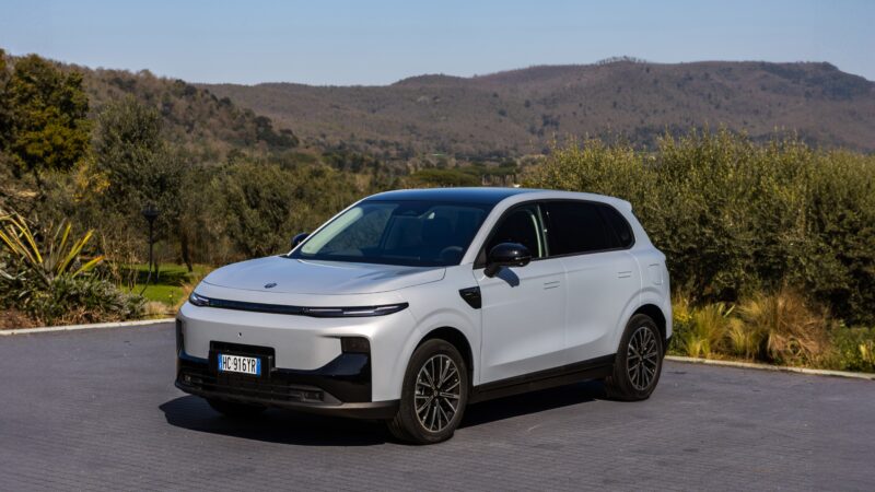 Dona da Fiat e marca chinesa Leapmotor vão produzir carros juntos na Europa