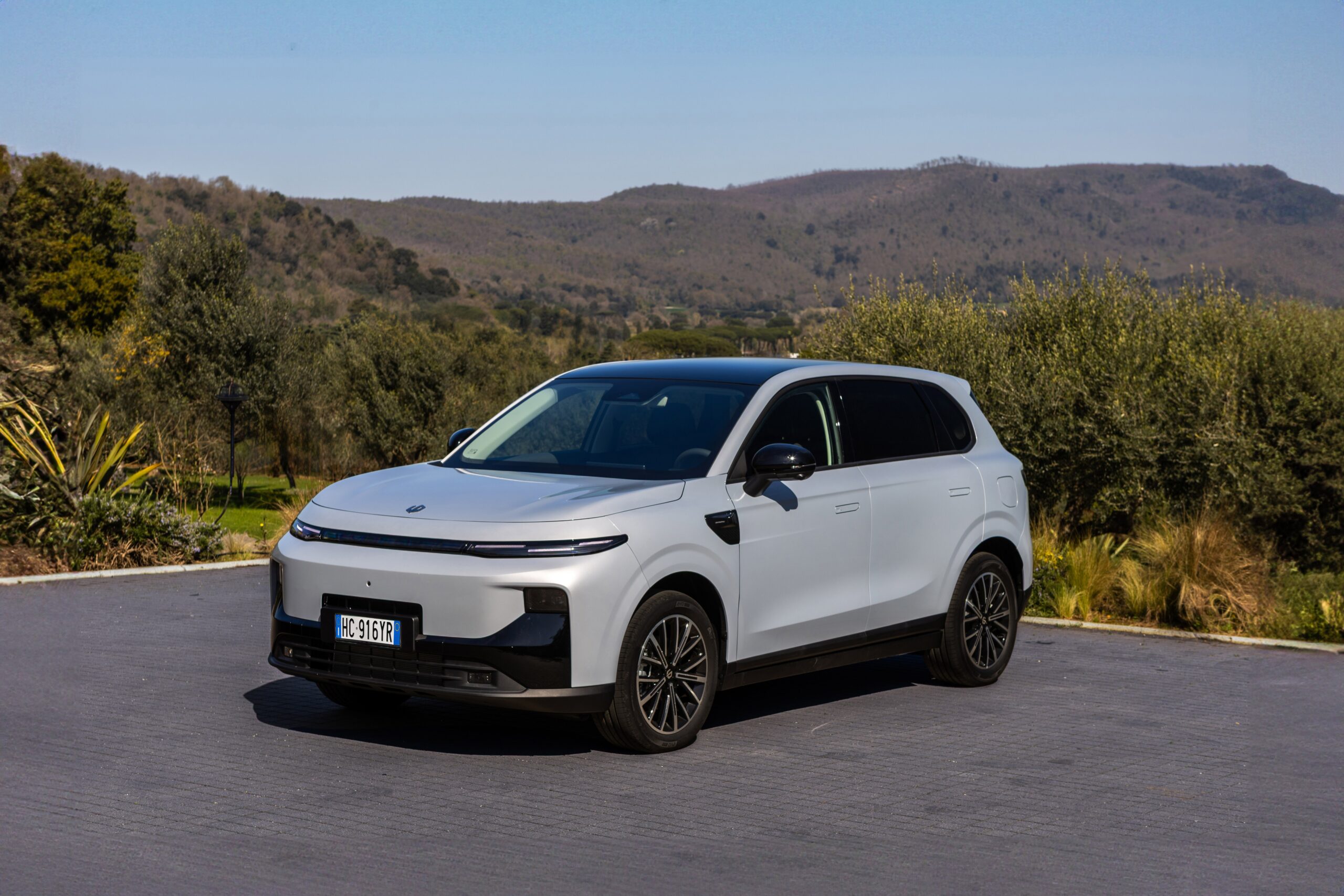 Dona da Fiat e marca chinesa Leapmotor vão produzir carros juntos na Europa