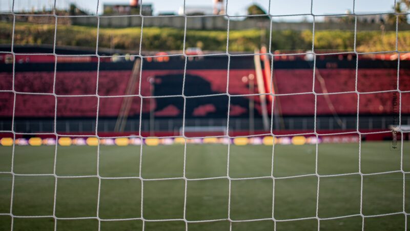 Vitória x Coritiba: onde assistir ao vivo, horário e escalações