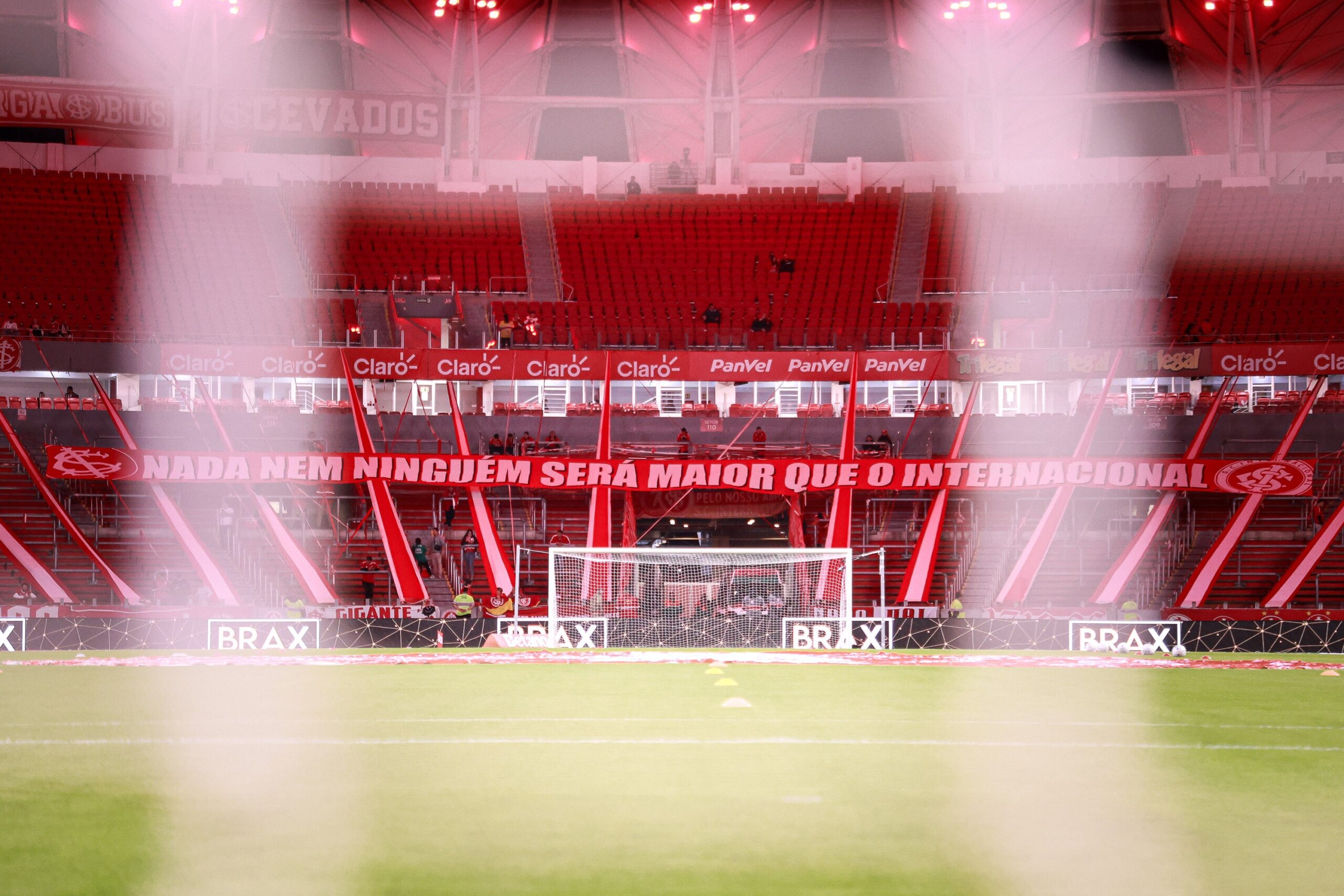 Internacional x Vasco: onde assistir ao vivo, horário e escalações