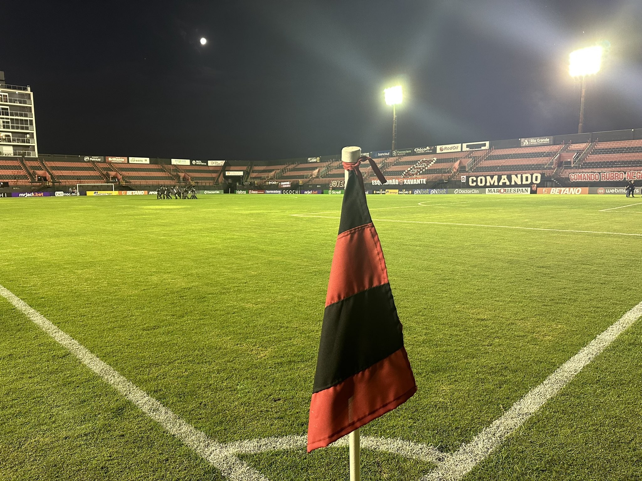 Brasil de Pelotas x Inter: onde assistir ao vivo, horário e escalações