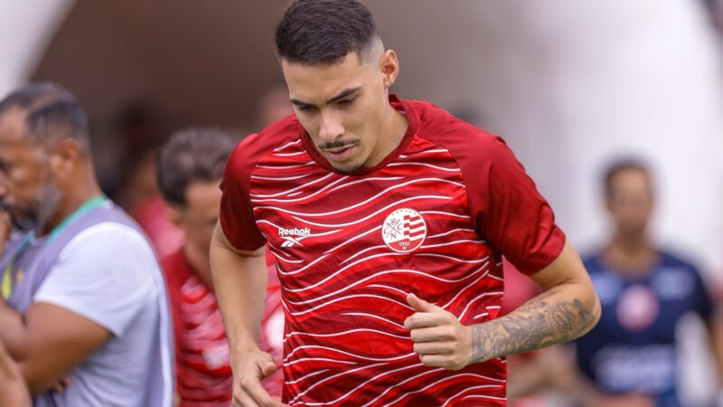 Em primeira Série B da carreira, zagueiro curte boa fase no Náutico: “Coisas aconteceram muito rápido”
